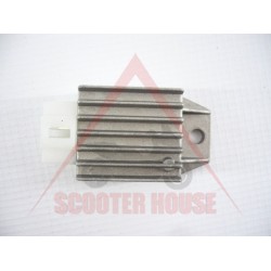 Voltage regulator -WM- 4-pins- GY6 (4-stroke) 50-125 cc (139QMA/B, 152QMI, 157QMJ)